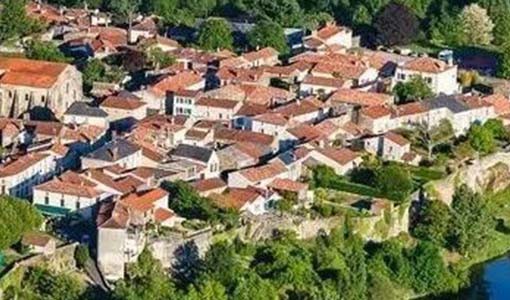 呼和浩特回乡建别墅为什么一定要选专业乡墅公司